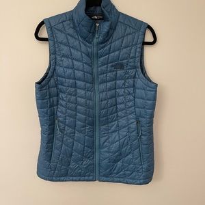 The North Face TNF Thermoball Blue Puffer Vest Size M